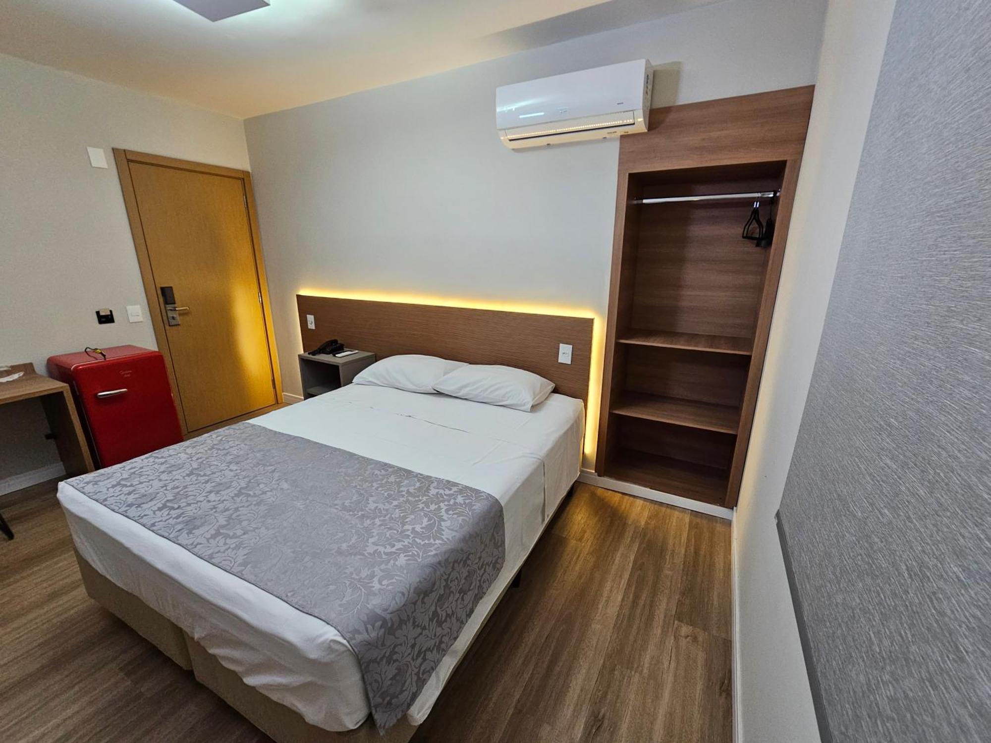 Optimum Plaza Hotel Monte Alto Exterior foto