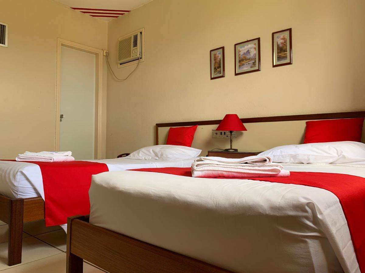 Optimum Plaza Hotel Monte Alto Exterior foto