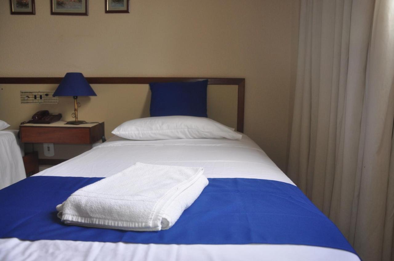 Optimum Plaza Hotel Monte Alto Exterior foto